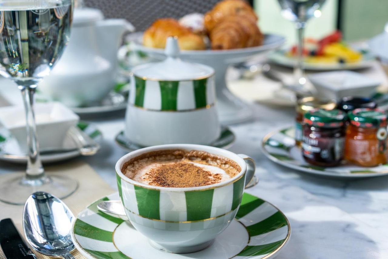 Alvear Icon Hotel Buenos Aires Exterior photo A cup of cappuccino