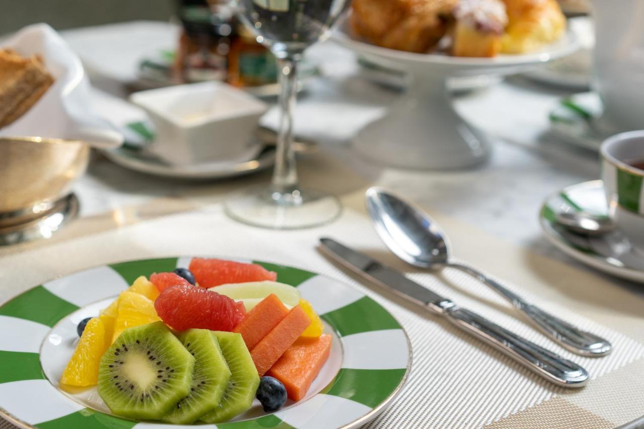 Alvear Icon Hotel Buenos Aires Exterior photo Fruit salad