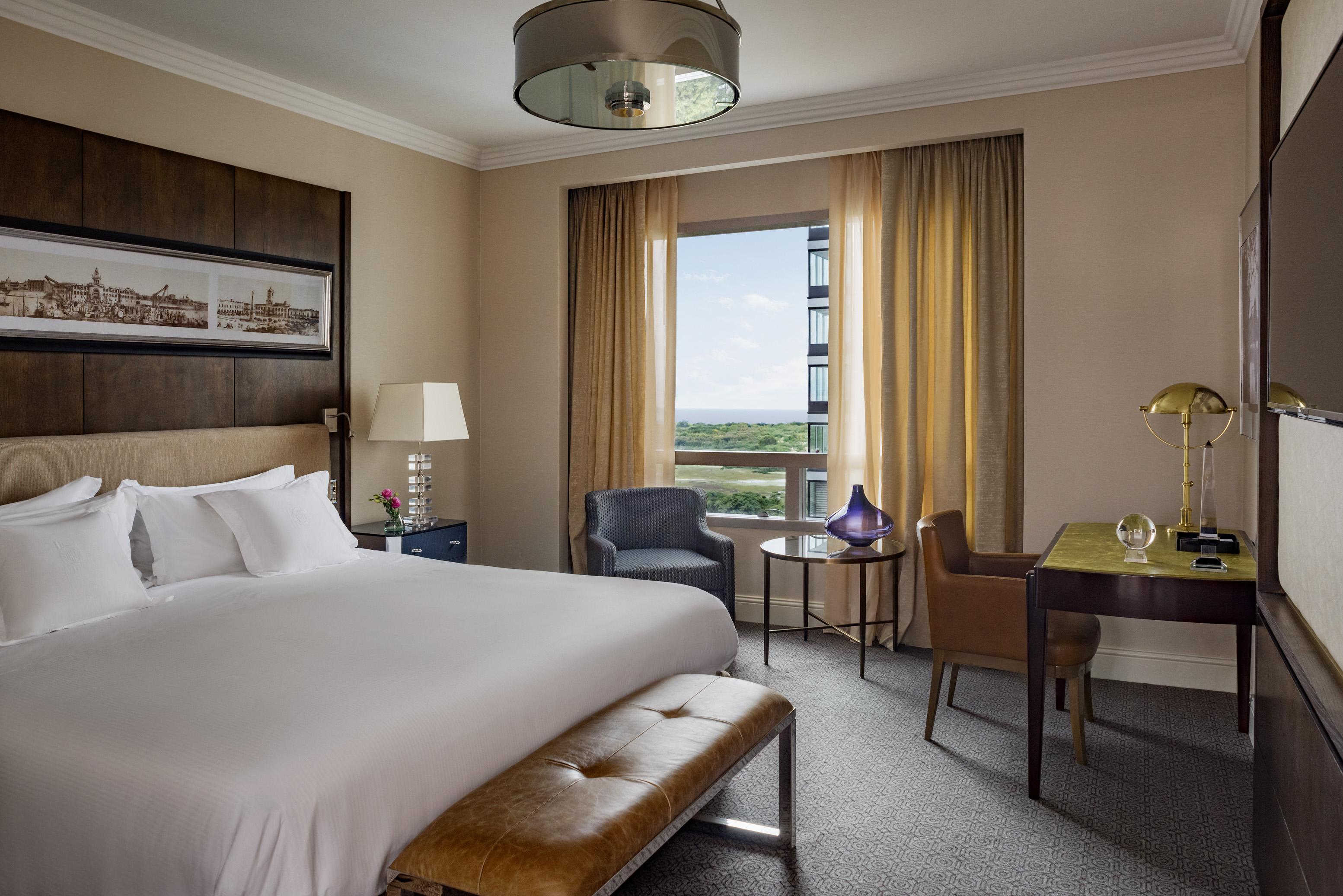 Alvear Icon Hotel Buenos Aires Exterior photo A guest room at the InterContinental Warsaw