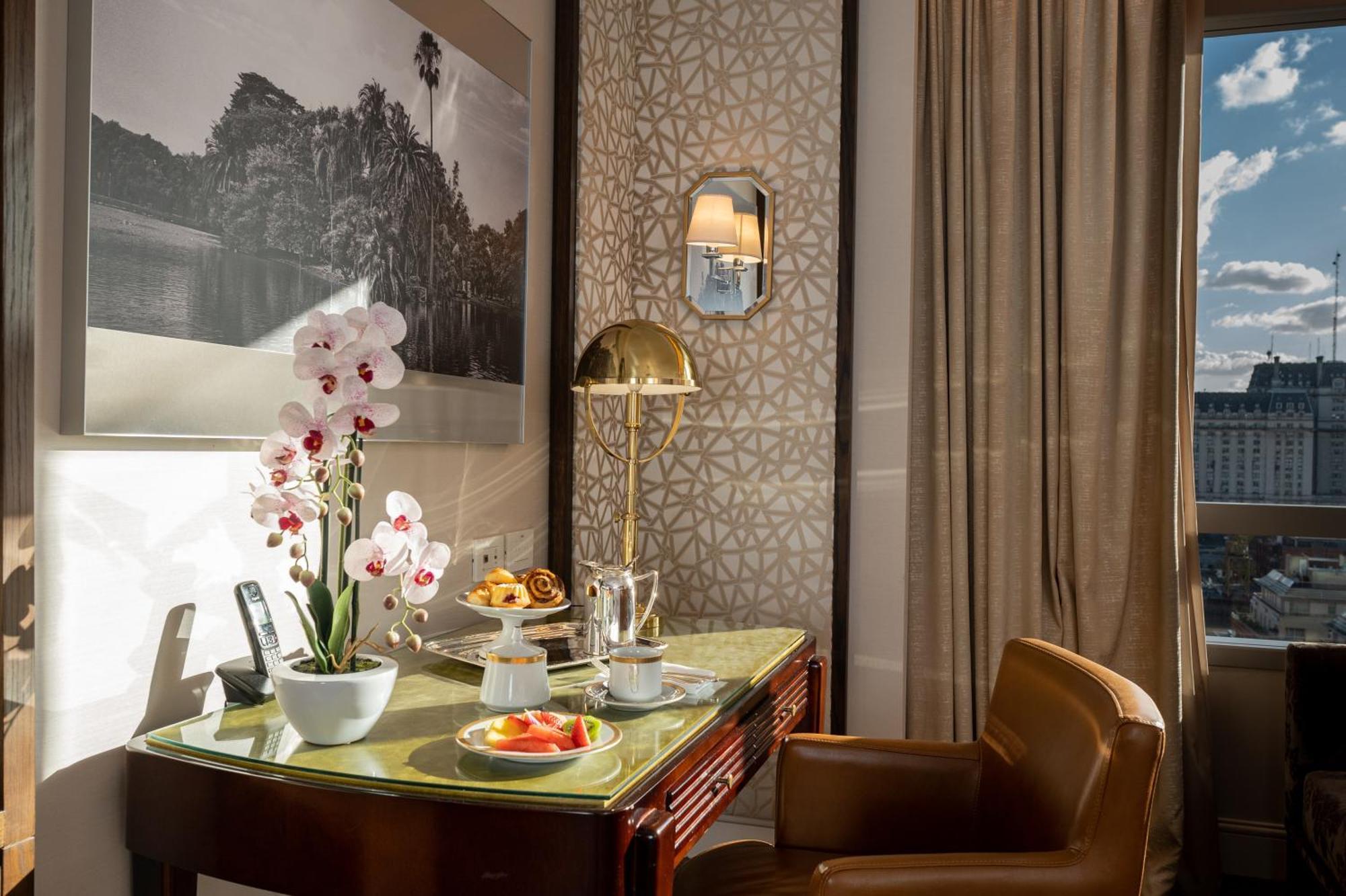 Alvear Icon Hotel Buenos Aires Exterior photo A room at the hotel