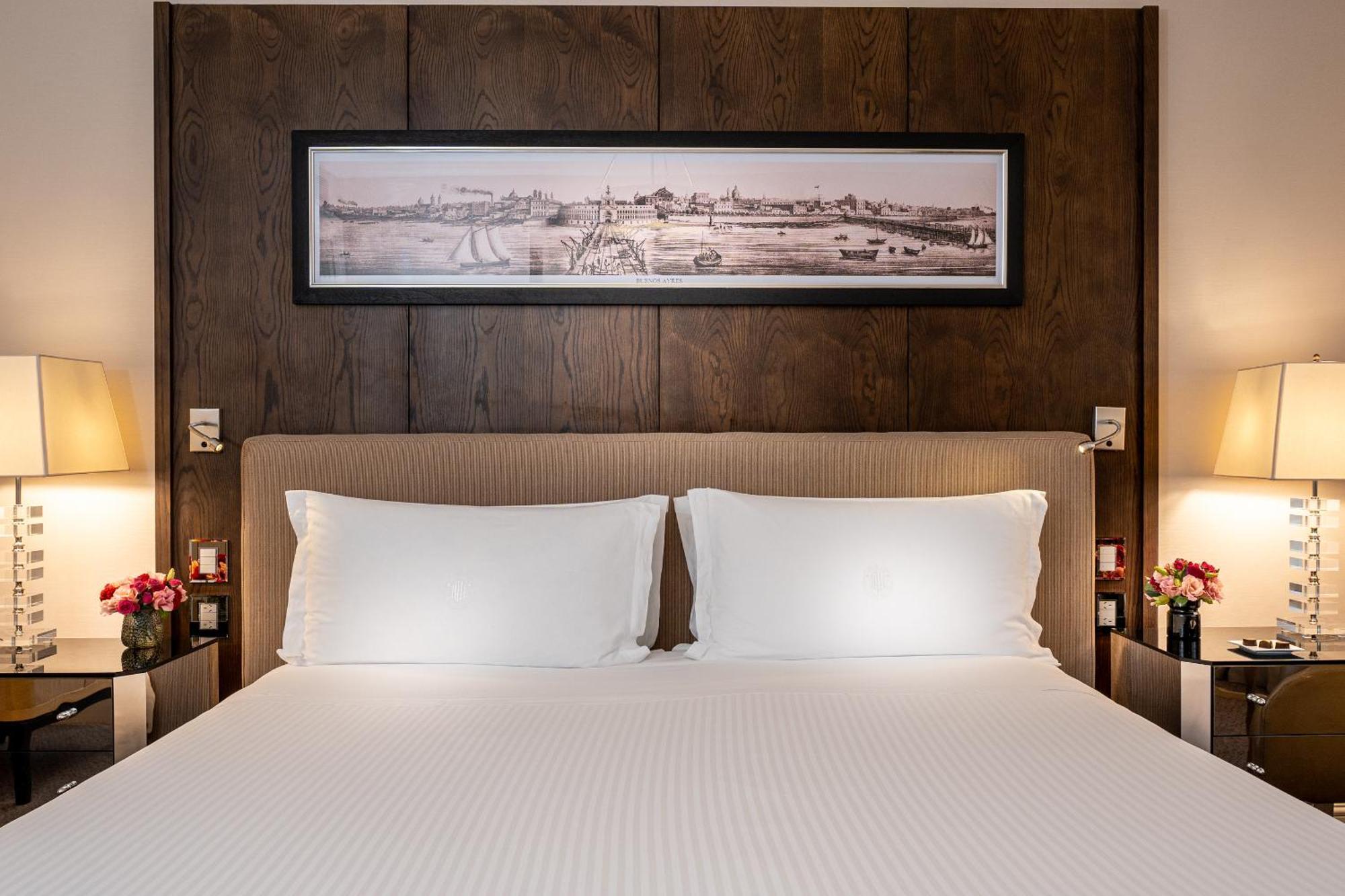 Alvear Icon Hotel Buenos Aires Exterior photo A bedroom at the hotel