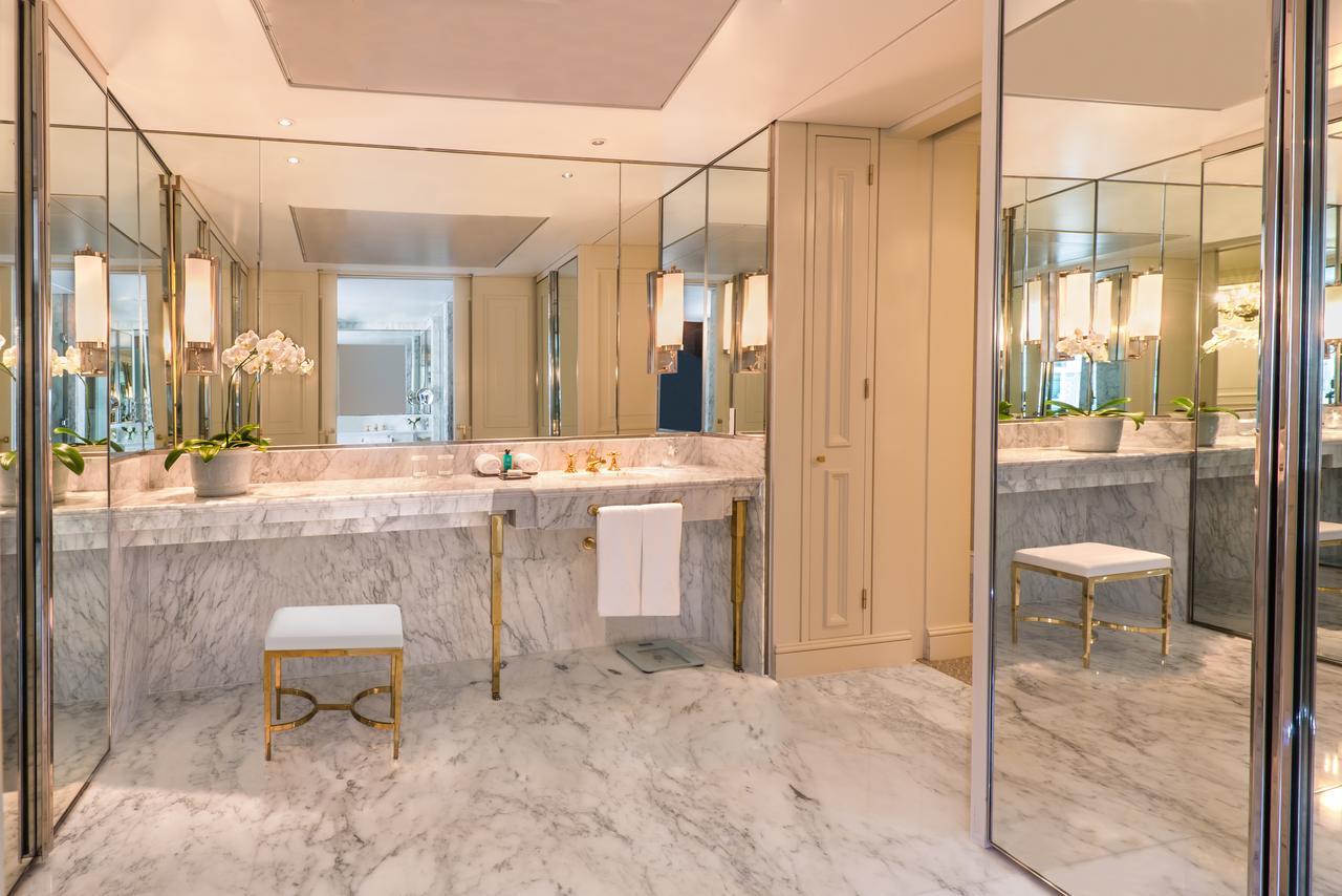 Alvear Icon Hotel Buenos Aires Exterior photo Bathroom