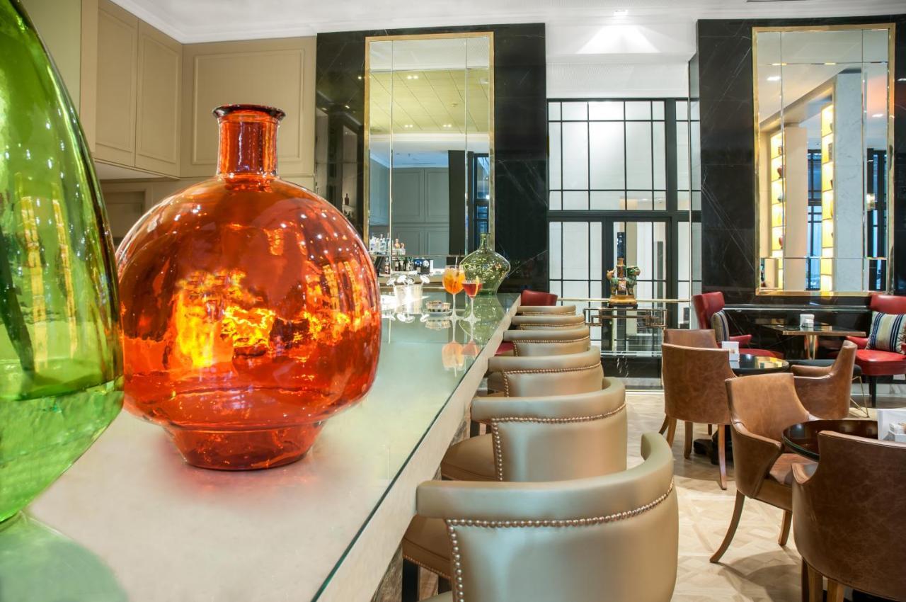 Alvear Icon Hotel Buenos Aires Exterior photo The bar at the Mandarin Oriental, London